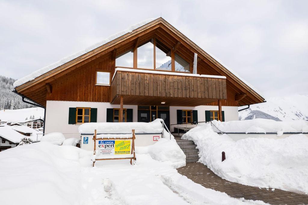 Chalet Zur Rose Berwang Exterior photo
