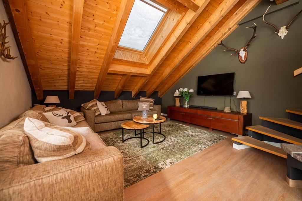 Chalet Zur Rose Berwang Exterior photo