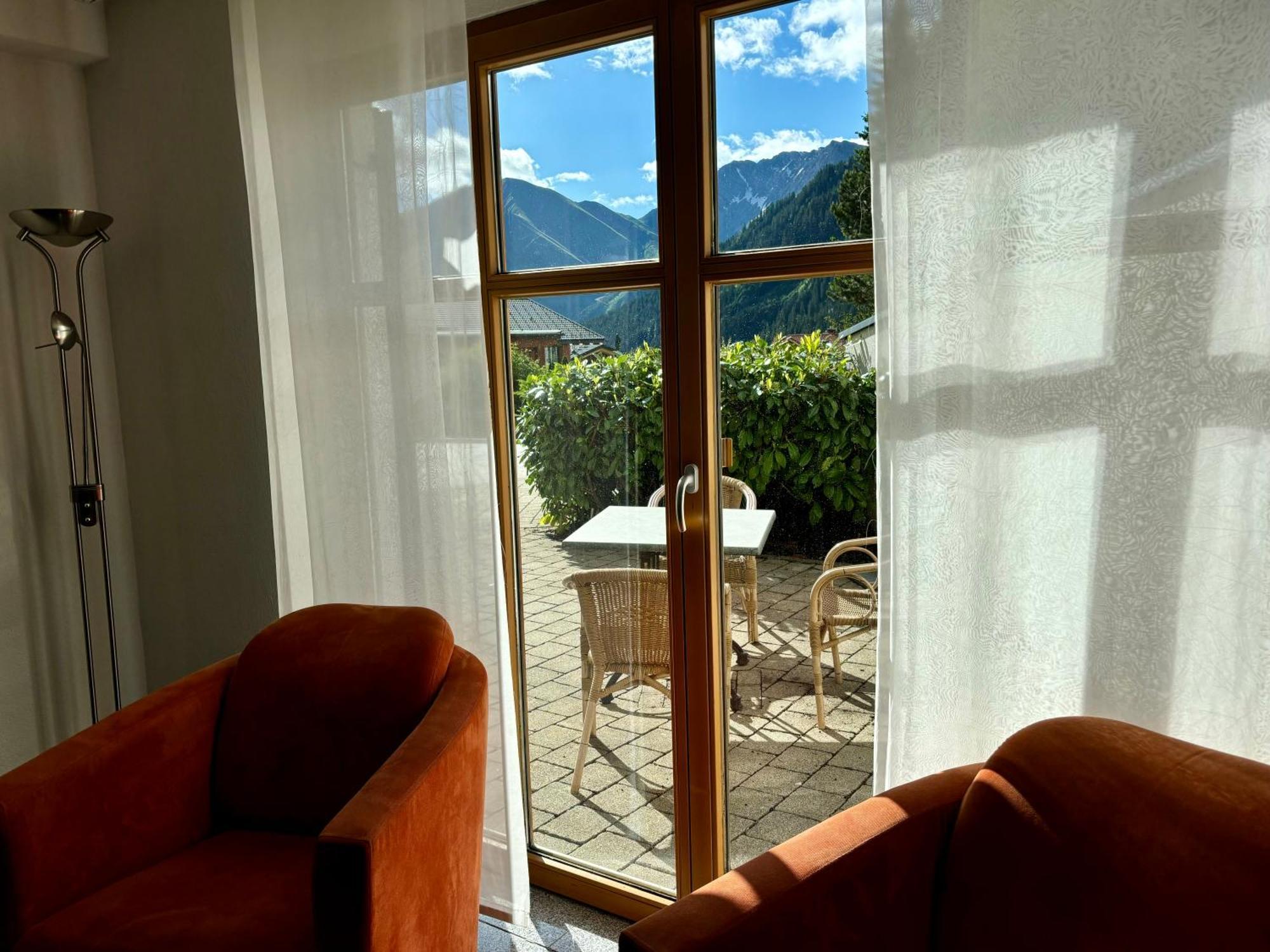 Chalet Zur Rose Berwang Exterior photo